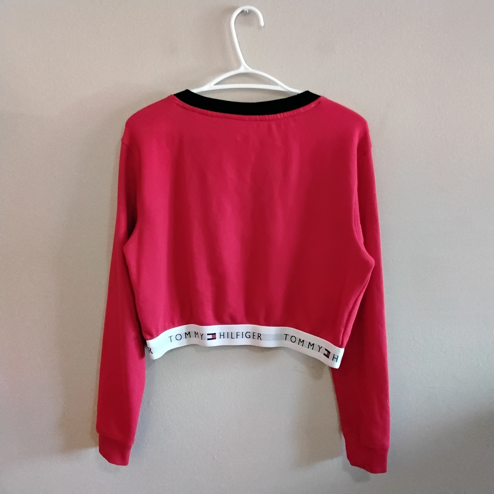 Vintage Tommy Hilfiger Red Cropped V-Neck French Terry Long Sleeve – Medium EUC - Picture 9 of 16